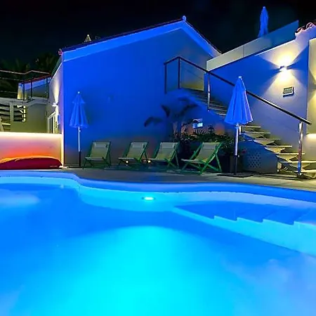 Rg Boutique - Adults Only Semesteranläggning (resort) 3*