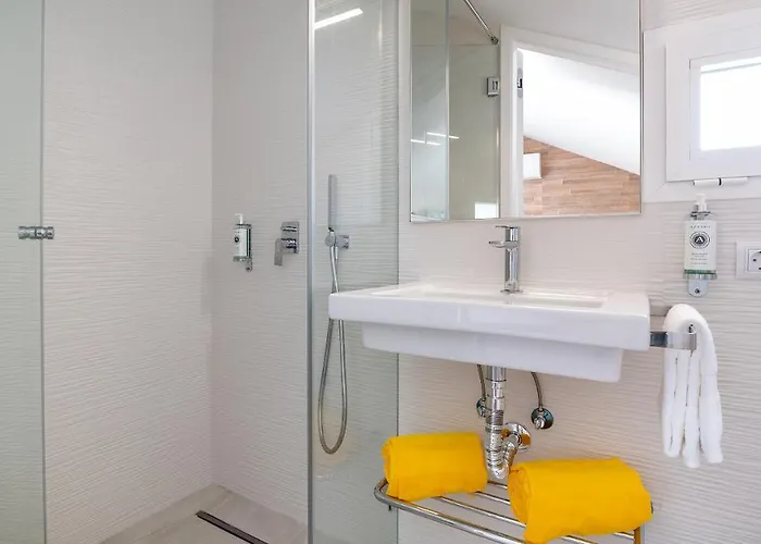 Rg Boutique - Adults Only Feriested