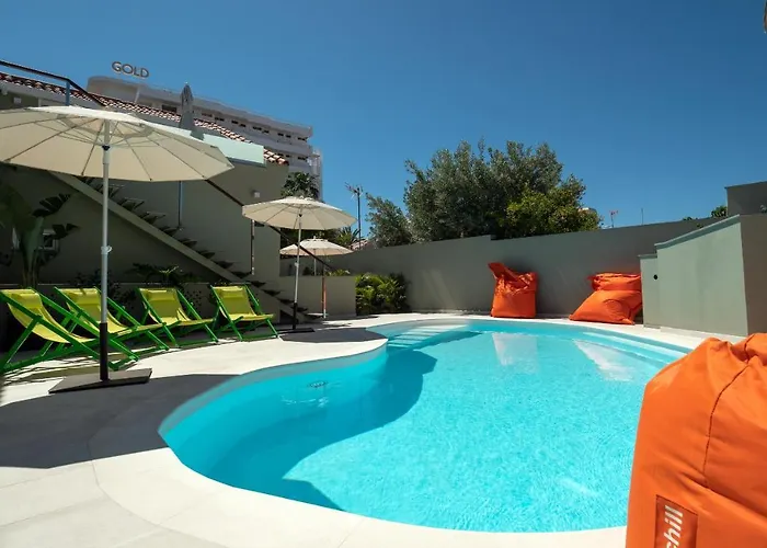 Rg Boutique - Adults Only 3*